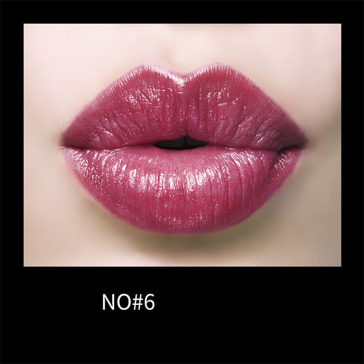 Labial Hidratante Encantador con Acabado Maquillaje - Image 15