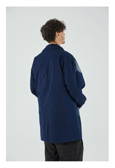 Gabardina Vintage Artesanal con Detalles Gastados - Image 10