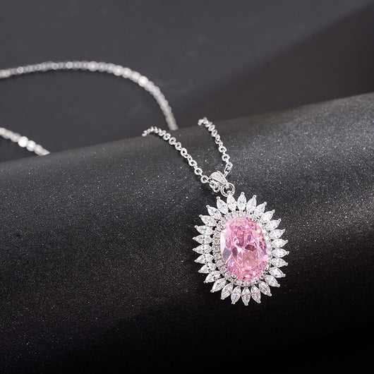 Collar Colgante de Cristal Tridimensional - Image 3