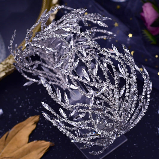 Diadema Nupcial con Cristales Brillantes - Image 4