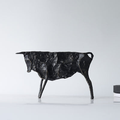 Escultura Miniaturas de Vaca Negra para Decoración del Hogar - Image 7
