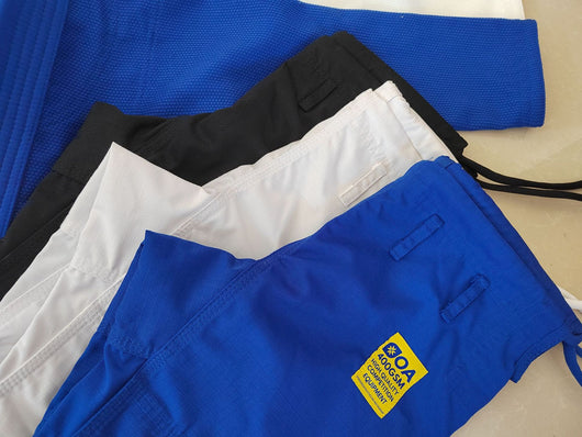 Uniforme de Jiu-Jitsu Profesional 380g para Competencia - Image 2