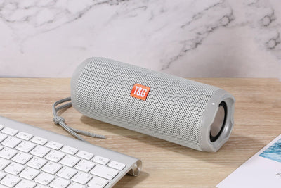 Parlante Bluetooth Portátil de Tela con Soporte para Tarjetas - Image 8