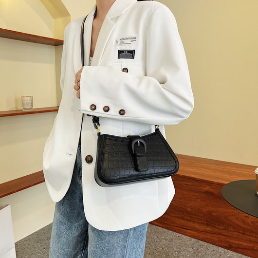 Bolso Bandolera de Textura Premium con Diseño Versátil - Image 4