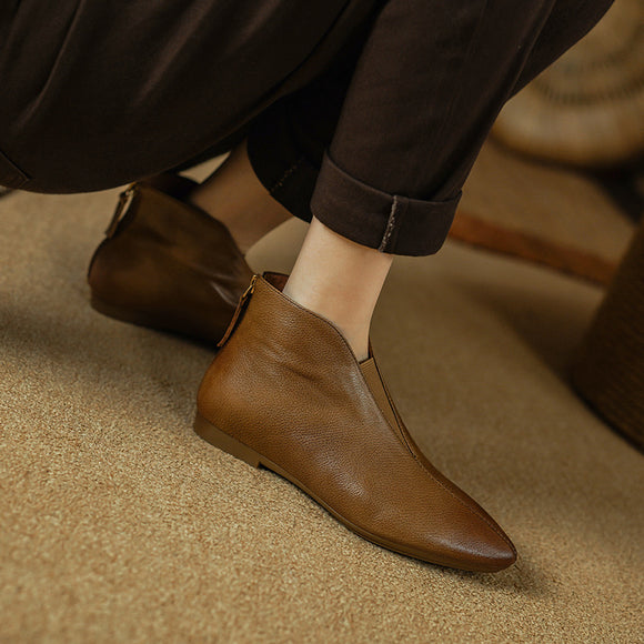Botines Retro de Cuero con Tacón Bajo y Cierre Trasero