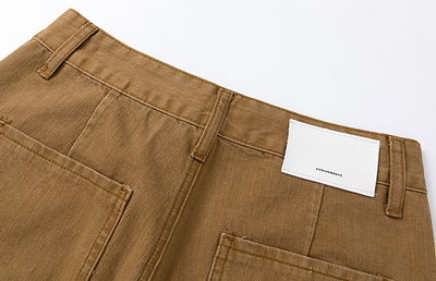 Jeans Desgastados con Remaches y Bordes Deshilachados - Image 16
