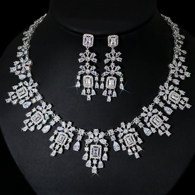 Conjunto de Collar y Aretes Retro Cuadrados con Circones Europeos y Americanos - Image 2