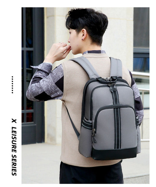 Mochila Ejecutiva para Laptop con Diseño Minimalista y Moderno - Image 13