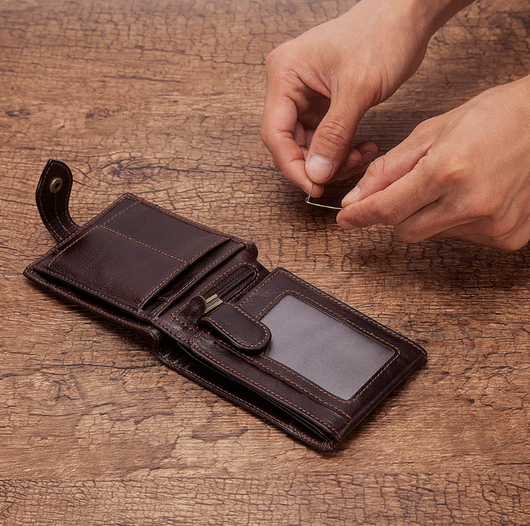 Billetera de Cuero Genuino para Hombre con Múltiples Compartimentos y Protección Antimagnética - Image 2