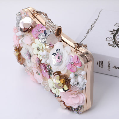Bolso Elegante para Mujer con Bordado Floral Artesanal - Image 6