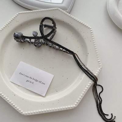 Pinza Metálica para Cabello con Cadena de Borlas - Image 4