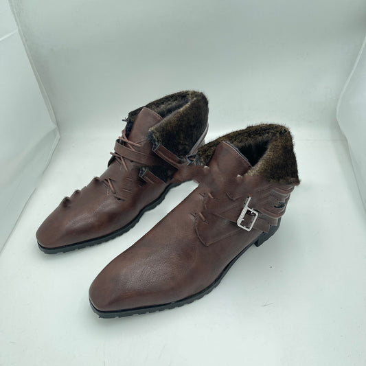 Botas Británicas de Cuero Gamuza con Cordones - Tacón Robusto Estilo Clásico