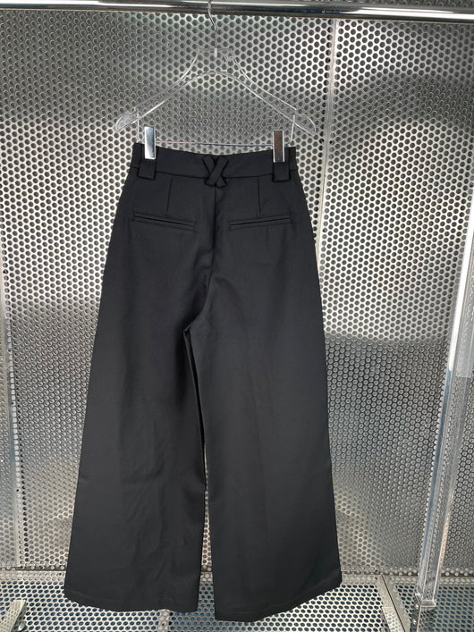 Pantalones Casuales Versátiles en Blanco, Negro y Gris - Diseño Minimalista Comodidad Total - Image 3