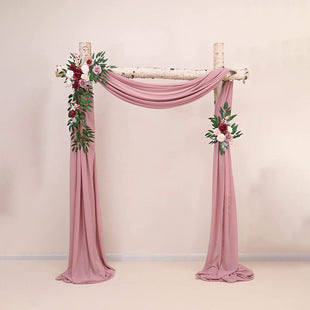 Arco de Bodas con Decoraciones Florales Colgantes - Image 22