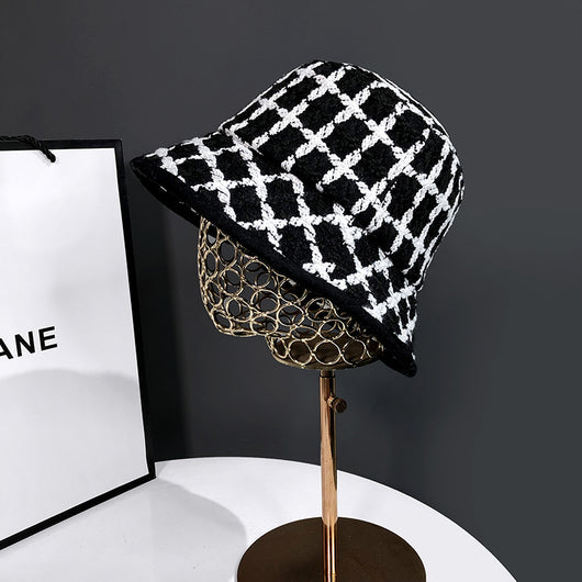 Gorro Tejido Escocés Retro para Mujer - Estilo Pescador Clásico - Image 3