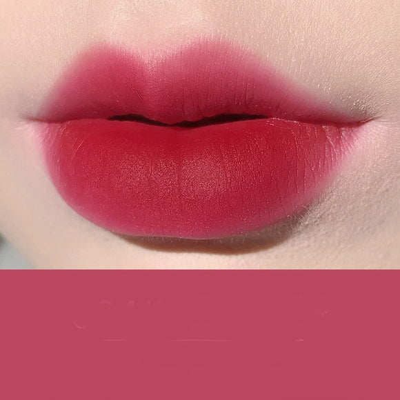 Brillo Labial Velvet Foggy con Acabado Mate Difuminado