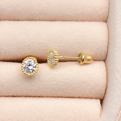 Aretes de Diamante Redondo en Oro con Cierre de Tornillo - Image 10