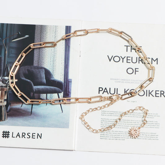 Cadena de Cintura Metálica Elegante para Mujer - Accesorio JK Versátil
