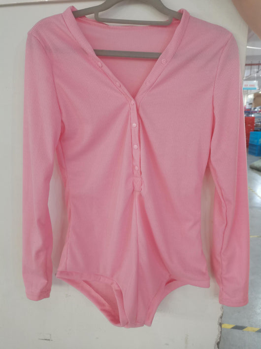 Blusa Manga Larga con Escote Profundo y Botones Ajustables - Image 6