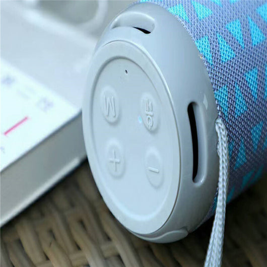 Parlante Bluetooth Portátil Resistente para Exterior - Image 3