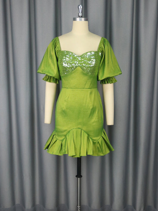 Vestido de Noche Elegante con Lentejuelas y Volantes - Image 6