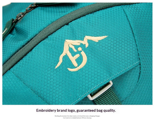 Mochila de Senderismo Impermeable para Hombre con Capacidad Deportiva - Image 26
