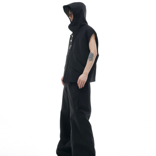 Chaleco Sin Mangas con Corte Tridimensional y Capucha - Image 10