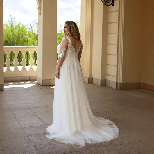Vestido de Novia Talla Grande Escote V Encaje y Falda Voluminosa - Image 2