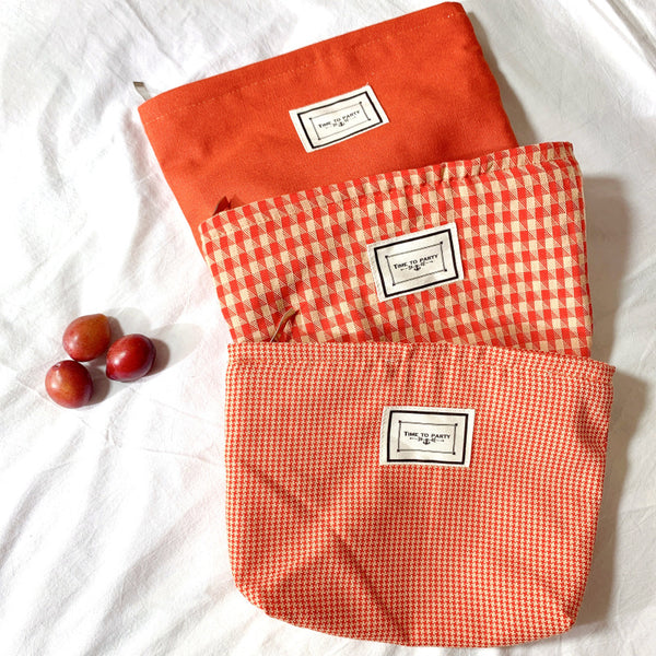 Bolsa Cosmética Cuadros Multiusos - Diseño Elegante para Cuatro Estaciones