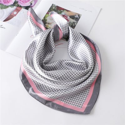 Pañuelo Retro Cuadrado Pequeño de Cachemira para Mujer - Image 33