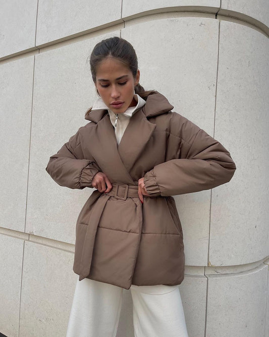 Abrigo de Invierno Entallado para Mujer - Diseño Clásico con Solapa y Cintura Marcada - Image 2