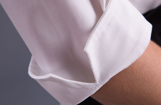 Uniforme de Chef Profesional para Mujer en Cocina de Hotel - Image 13