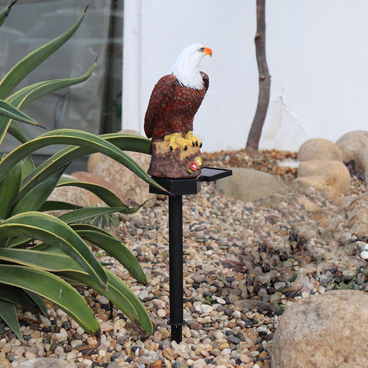 Lámpara Solar Decorativa Águila de Resina para Jardín y Exterior - Image 9