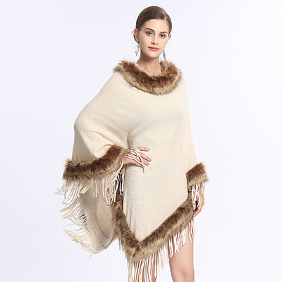 Poncho Tejido con Cuello de Piel Sintética de Zorro y Borlas - Image 9