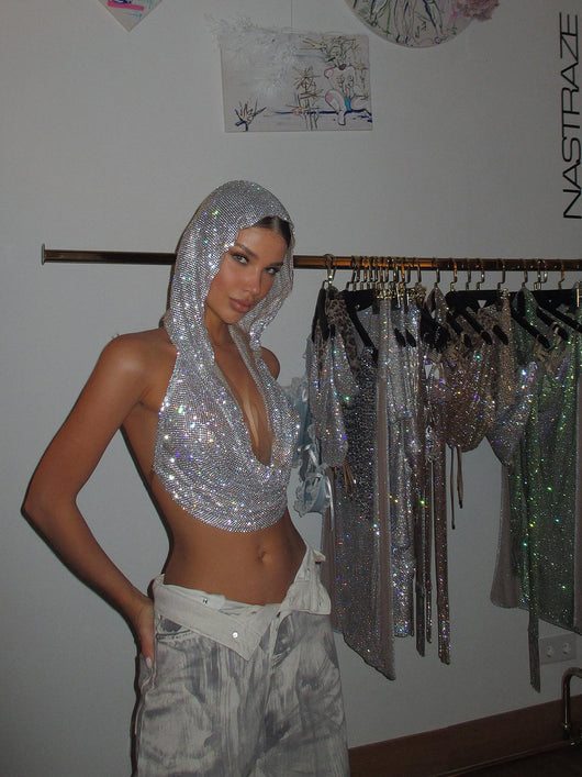 Chaleco Deportivo Brillante con Capucha y Lentejuelas Metálicas - Image 15