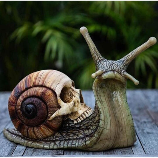 Escultura de Caparazón de Caracol Gótica - Decoración Artesanal para Hogar y Jardín - Image 9