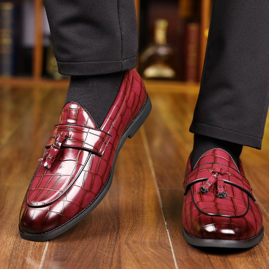 Zapatos Slip-On Versátiles: Comodidad Ejecutiva para Cada Momento - Image 11