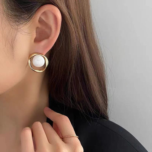 Aretes de Plata S925 con Perla y Cierre de Aguja para Mujer - Image 7