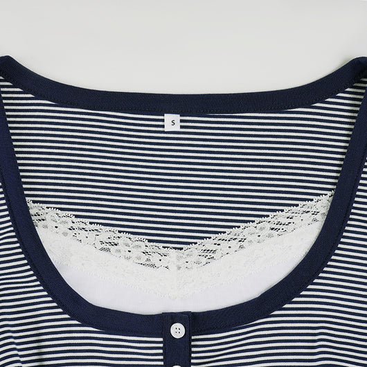 Blusa Rayada de Cintura Alta con Detalle de Encaje y Manga Larga Versátil - Image 16