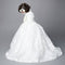 Vestido de Novia con Cola Bordada de Lujo