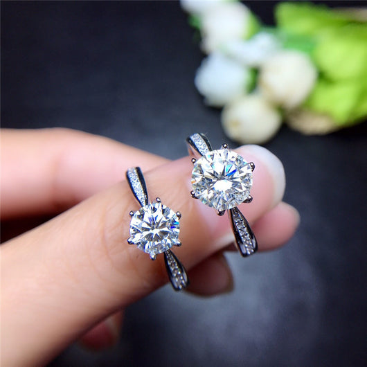 Anillo de Moissanita Plata de Ley con Baño de Oro Blanco 18K - Image 3