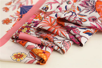 Pañuelo Cuadrado Retro Estampado para Mujer - Diseño Clásico - Image 58