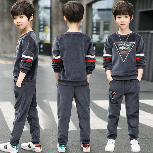 Traje Infantil Primavera Terciopelo Dorado para Niños - Image 4