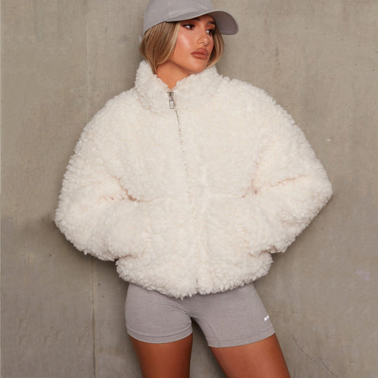 Cardigan Corto de Lana de Cordero Premium para Mujer - Image 8