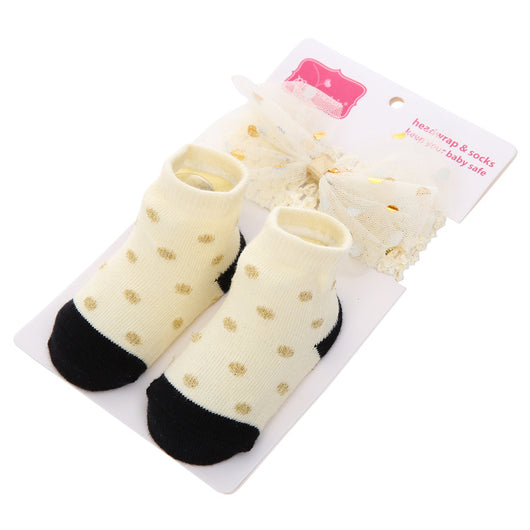 Calcetines Infantiles con Pompones 3D y Lunares para Niños - Image 4