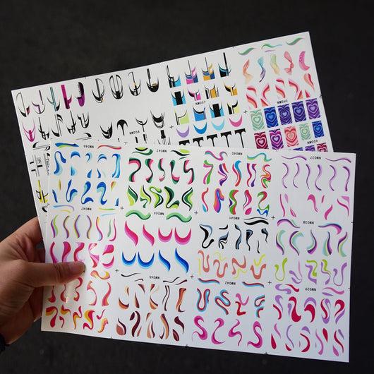 Stickers de Uñas con Diseño de Líneas Abstractas y Cintas Acuarela - Image 13