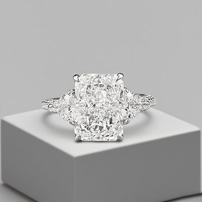 Anillo de Diamante de Hielo con Corte Flor de Cristal Completo