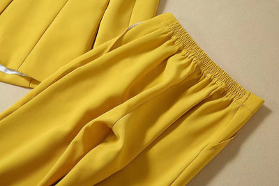 Traje Ejecutivo Amarillo Dos Piezas para Mujer - Image 13