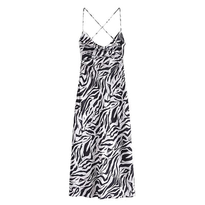 Vestido Slip Ajustado con Estampado Animal Print Blanco y Negro - Image 2