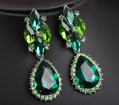 Juego de Collar y Aretes de Cristal Africano - Image 10